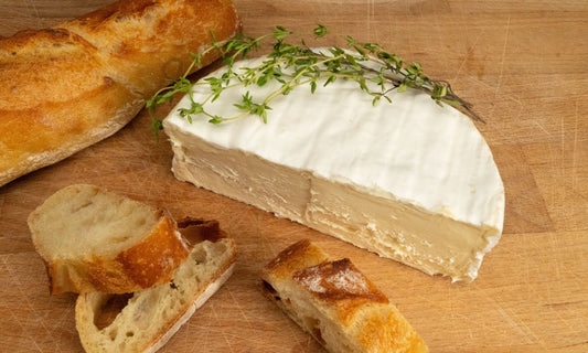 Demi Brillat Savarin - Fromage - La Dent du Chat