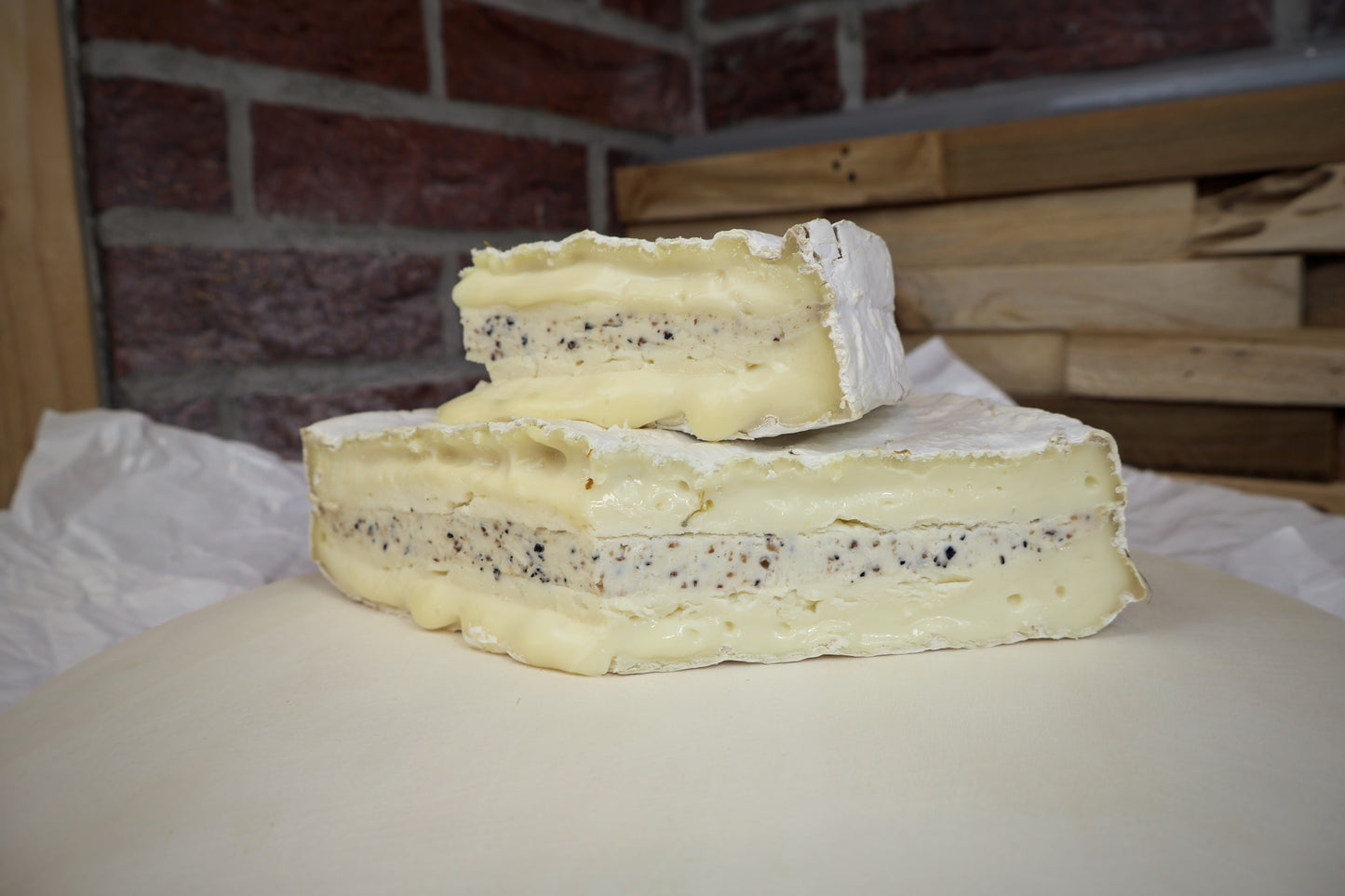Brie aux truffes d'été