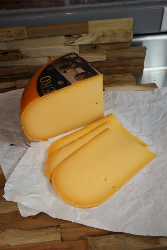 Gouda Mi-Vieux fromage au lait de vache