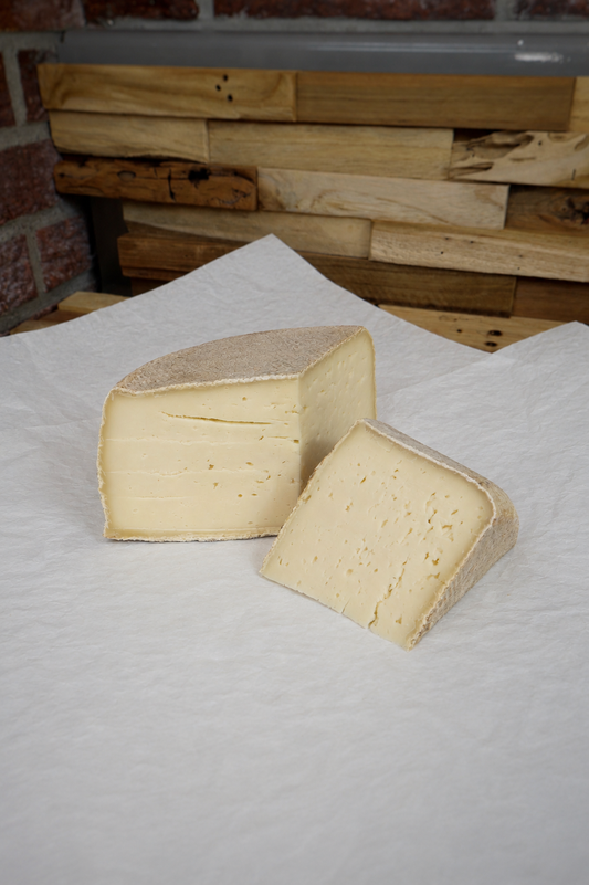 Tomme à l'ail, fromage de Savoie – vue 1