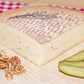 Raclette de Savoie à la moutarde, demi-meule entamée, autre vue