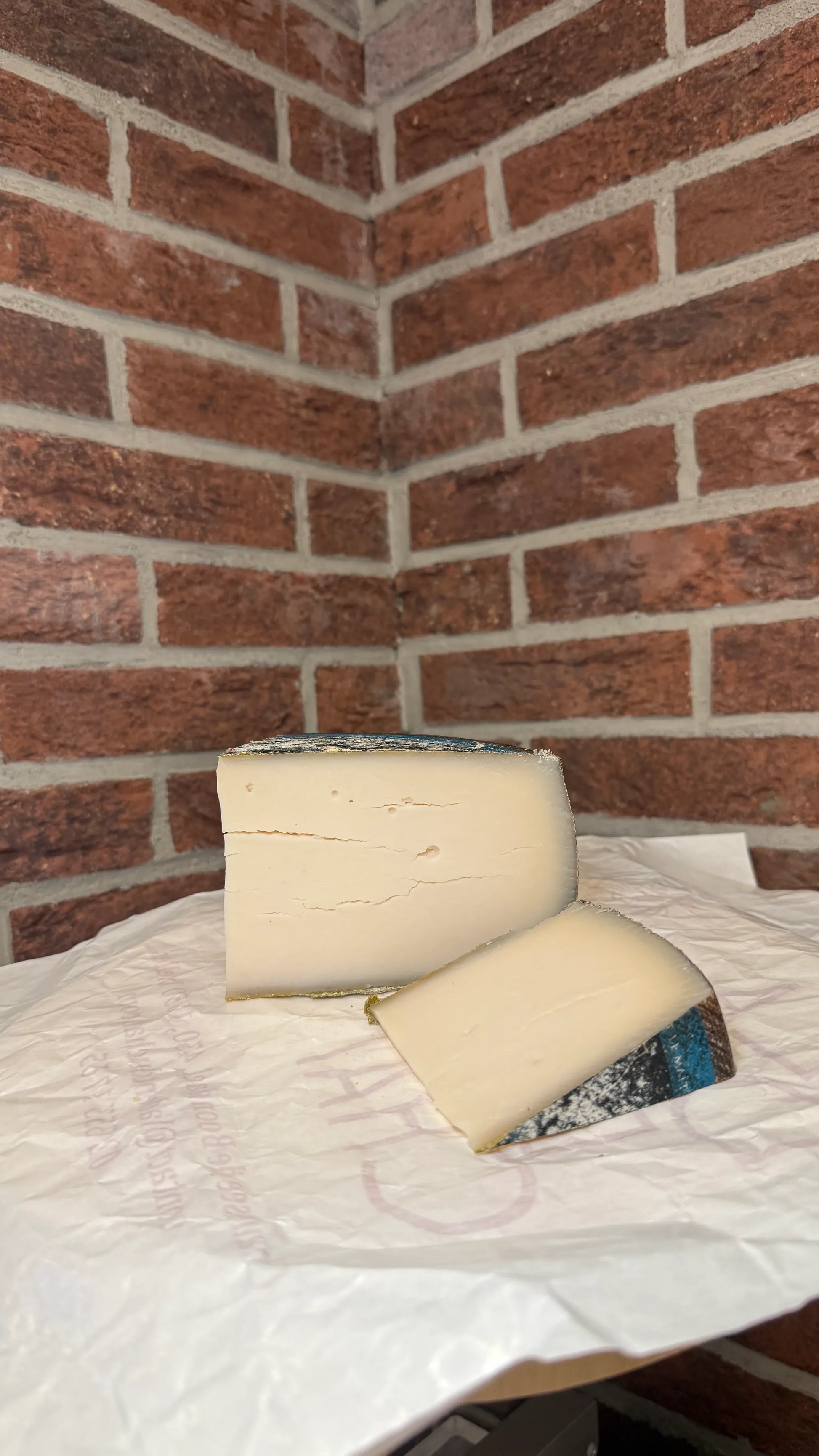Kaltbach chèvre - fromage de chèvre suisse affiné en grotte - La Dent du Chat